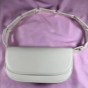 Melie Bianco White Sculpted-Strap Shoulder Bag - New